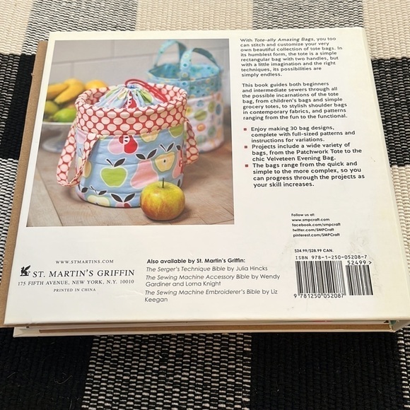 TOTE-ALLY Amazing Bags Pattern Book - Picture 4 of 4